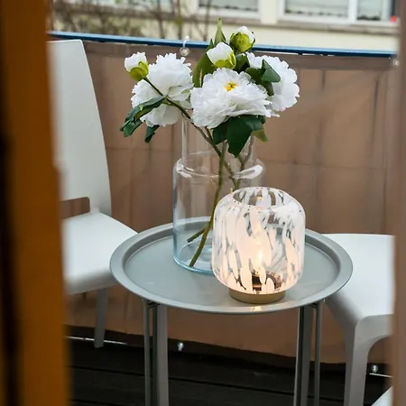 Apartmán 1 Bedroom - Zentral - Terrasse - Kueche - Wifi - Business - Ruhig *