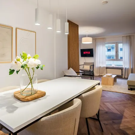 1 Bedroom - Zentral - Terrasse - Kueche - Wifi - Business - Ruhig شقة فيسبادن